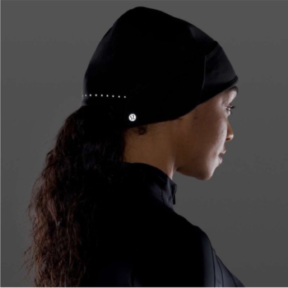 Lululemon Run for It All Beanie w/ Ponytail Opening Black O/S LW9ECWS main image 7